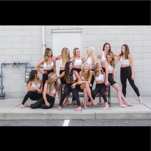 Meet your Posher, Ava